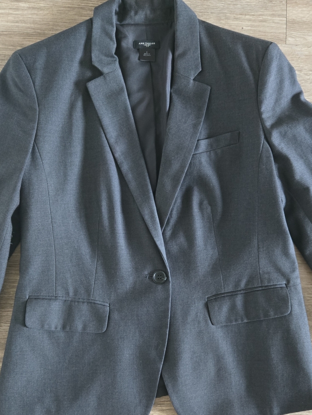 Ann Taylor Classic Black Single-Button Tailored Suit Blazer Jacket